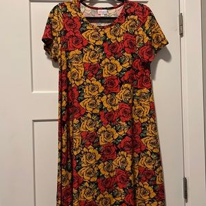 Carly Dress Size S